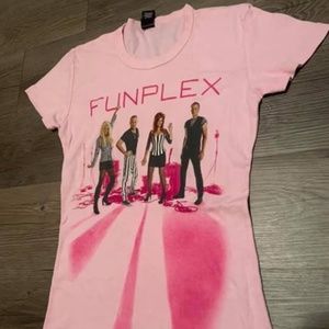The B-52's-(RARE)-Funplex 2009 Tour Pink TShirt